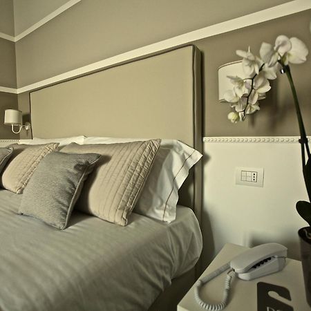 Hotel Ambassador Маротта Екстер'єр фото