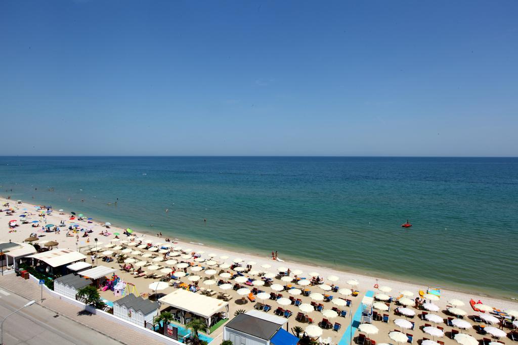Hotel Ambassador Маротта Екстер'єр фото