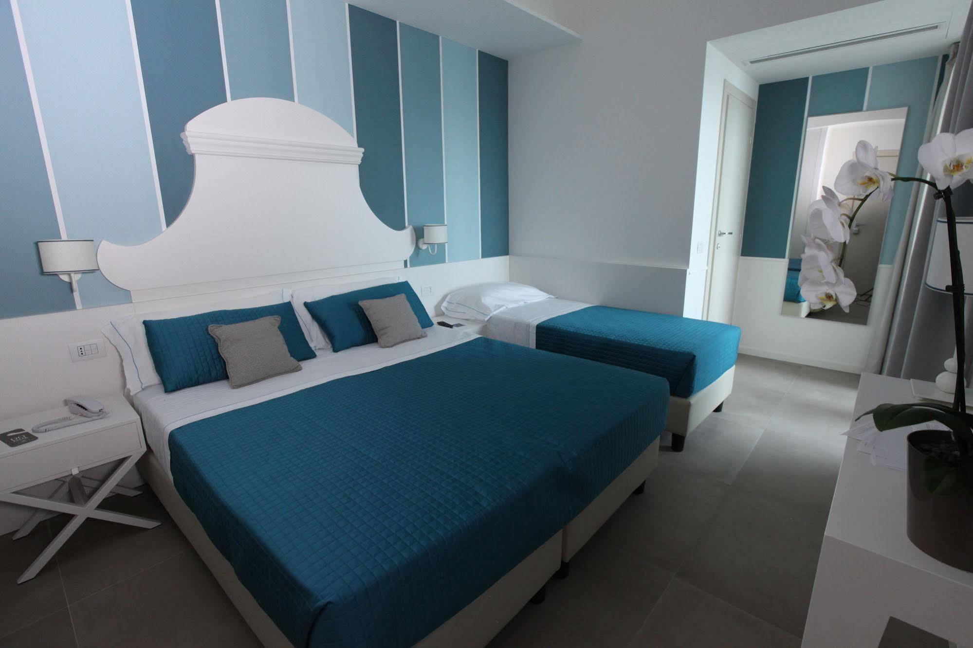Hotel Ambassador Маротта Екстер'єр фото