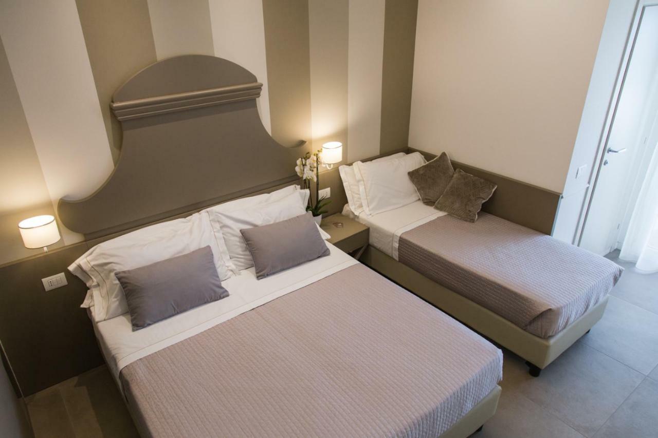 Hotel Ambassador Маротта Екстер'єр фото